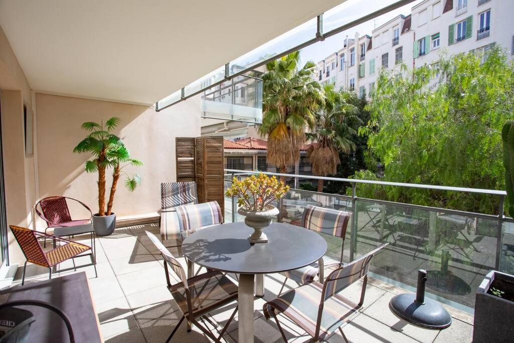 L18 Central Parking Terrace Ac 10Mins Walk To Beaches Nice Bagian luar foto